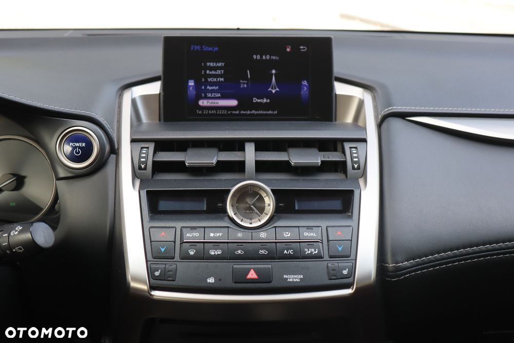 Lexus NX 300h Comfort AWD - 16