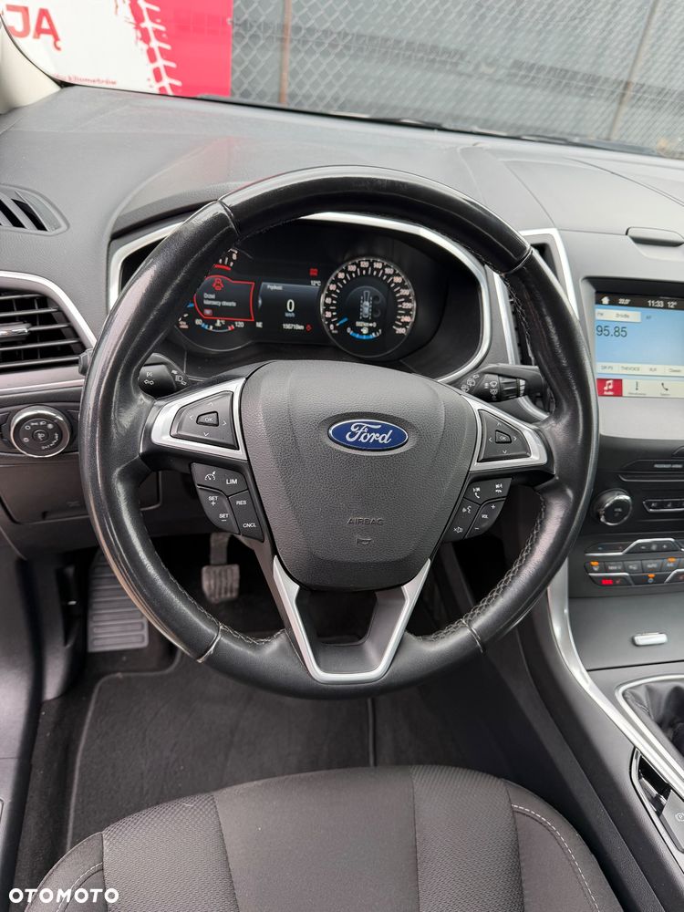 Ford S-Max - 29