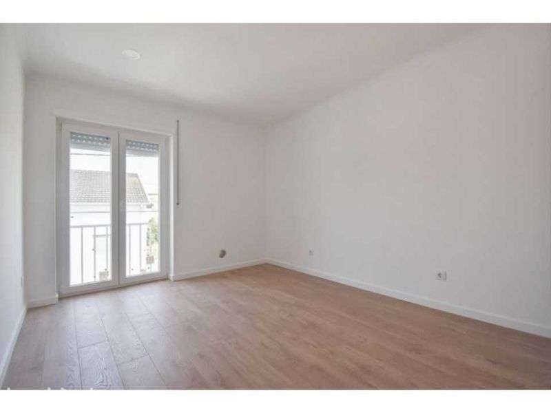 T2_novo_Alugo_Lourinhã - Grande imagem: 5/8