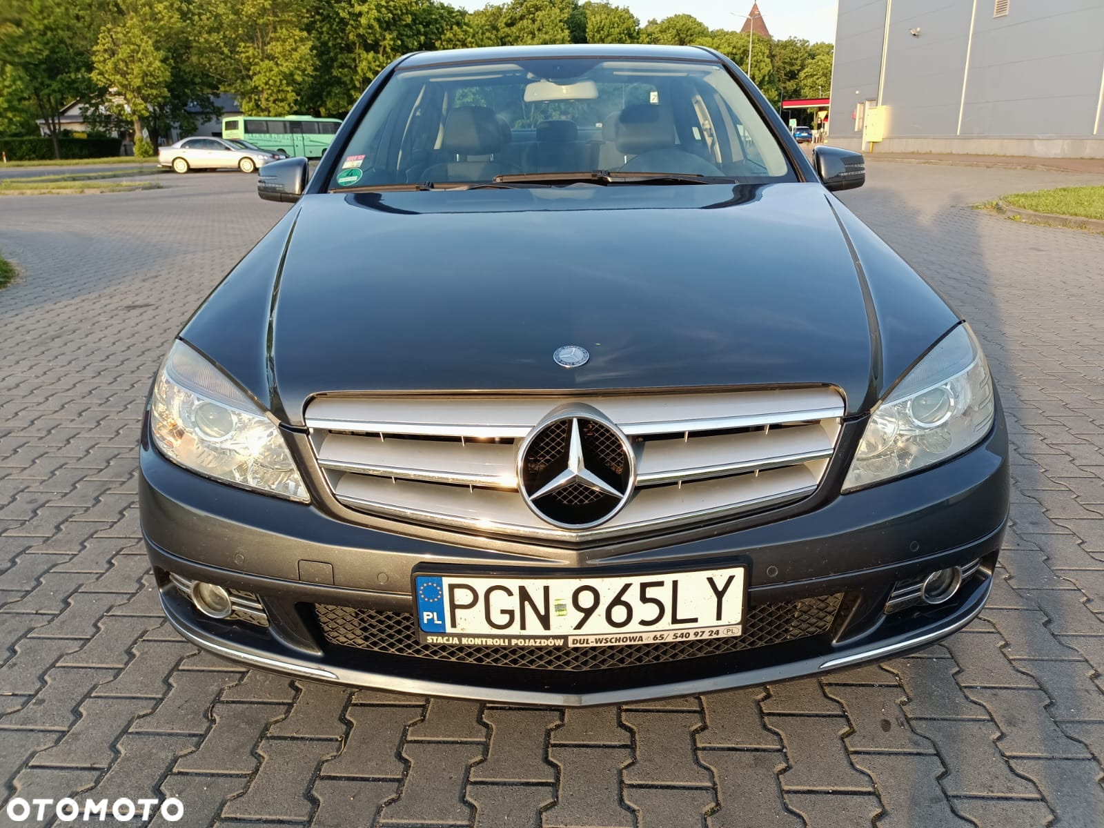 Mercedes-Benz Klasa C 180 BlueEFFICIENCY 7G-TRONIC Avantgarde - 3