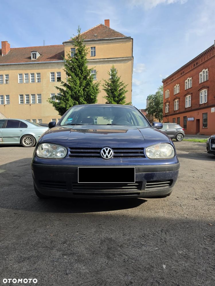 Volkswagen Golf 1.4 Basis - 2