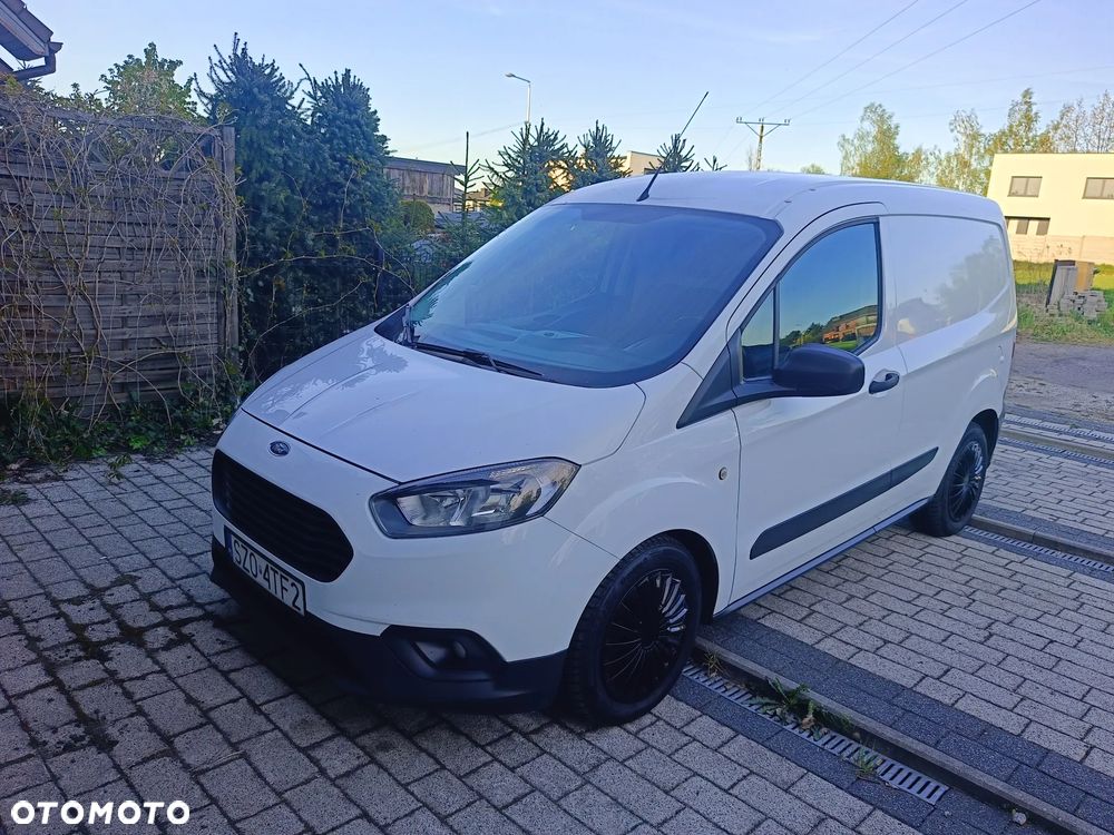 Ford Courier - 1