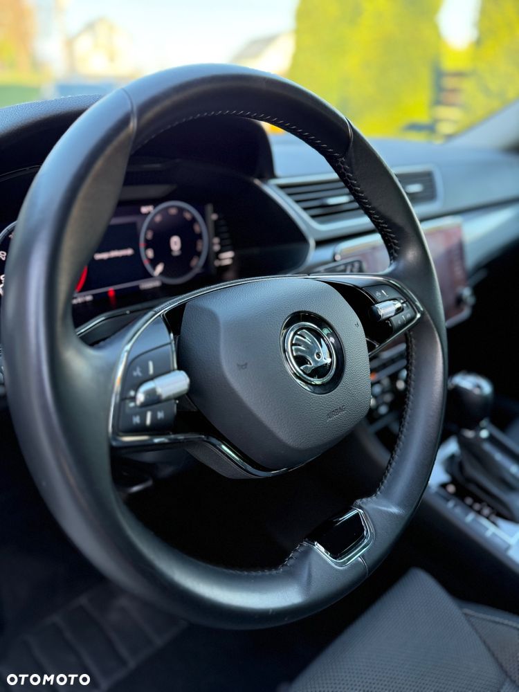 Skoda Superb 2.0 TSI Style DSG - 17