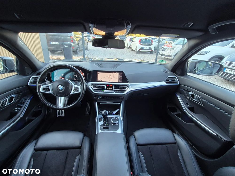 BMW Seria 3 320d Edition M Sport Shadow - 30