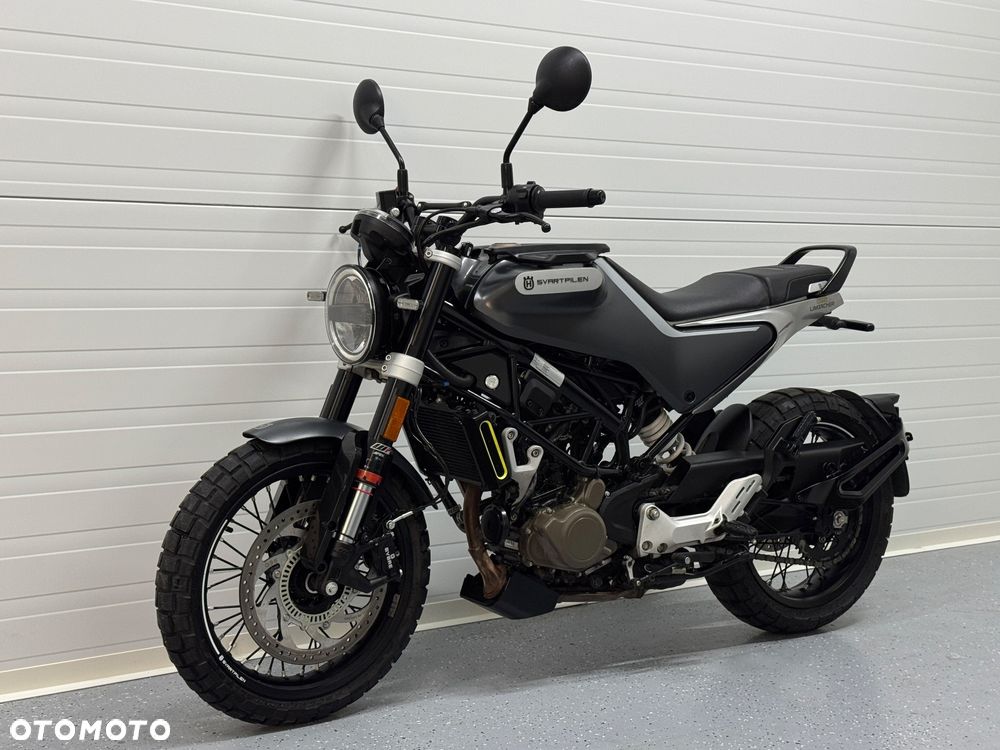 Husqvarna Svartpilen - 13