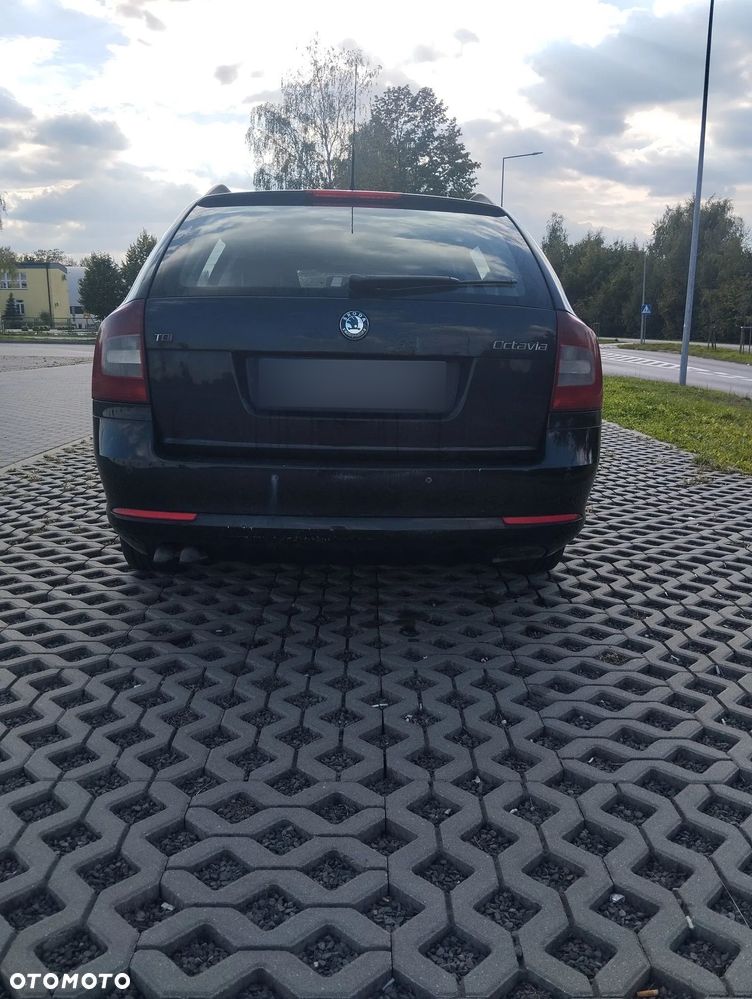 Skoda Octavia 2.0 TDI Ambiente - 5