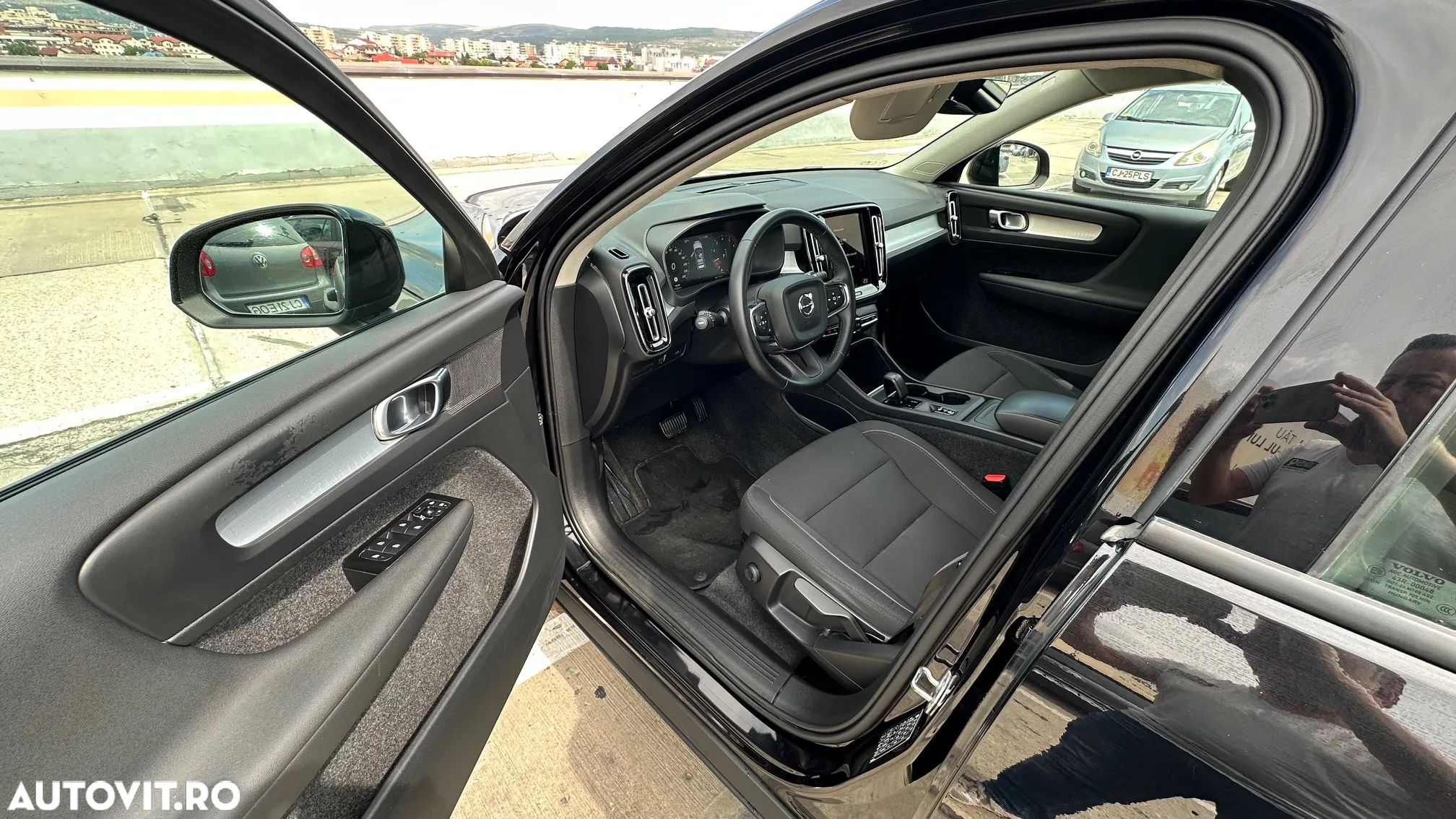 Volvo XC 40 T3 AT8 Momentum Pro - 14
