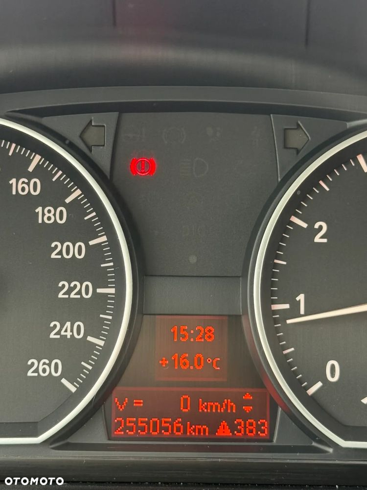 BMW Seria 1 120i - 7
