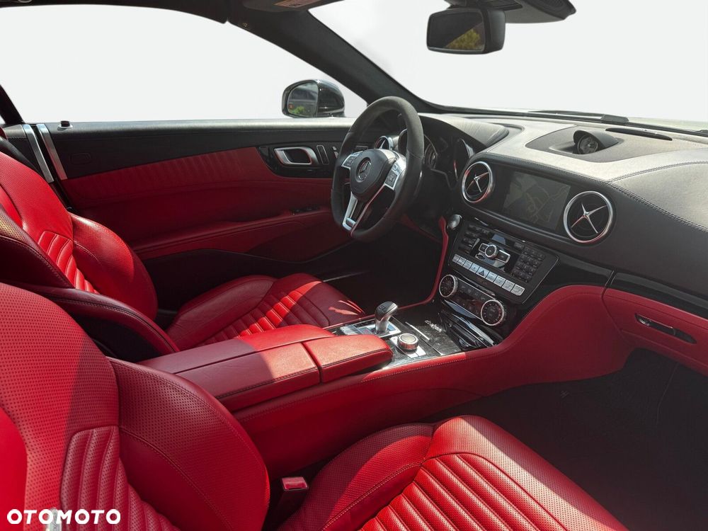 Mercedes-Benz SL - 15