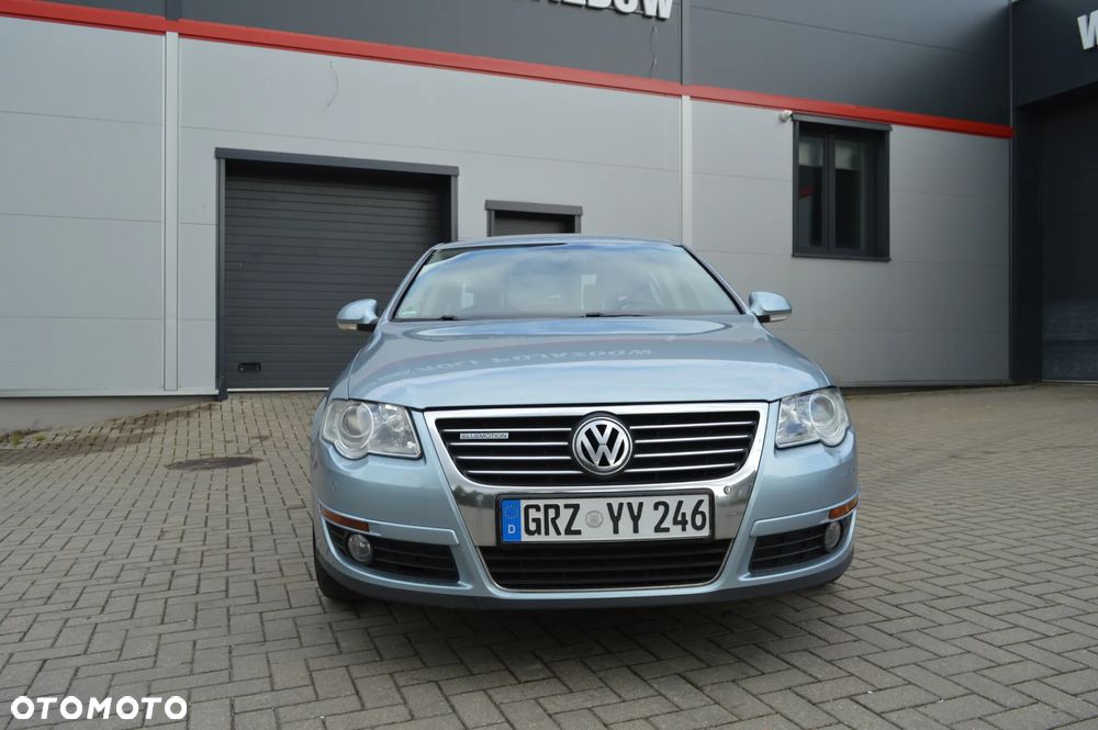 Volkswagen Passat 1.9 TDI Highline - 13