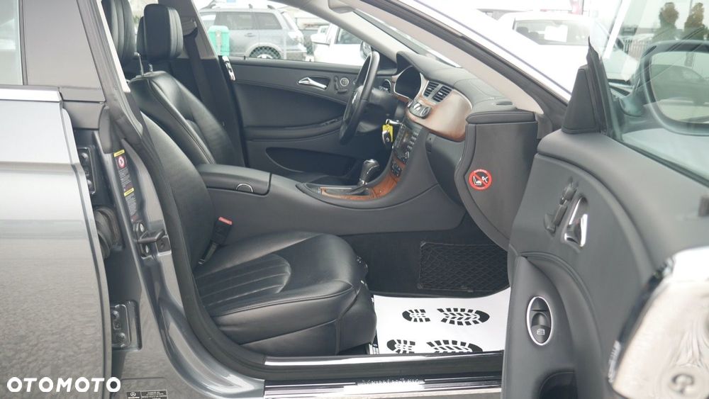 Mercedes-Benz CLS - 18