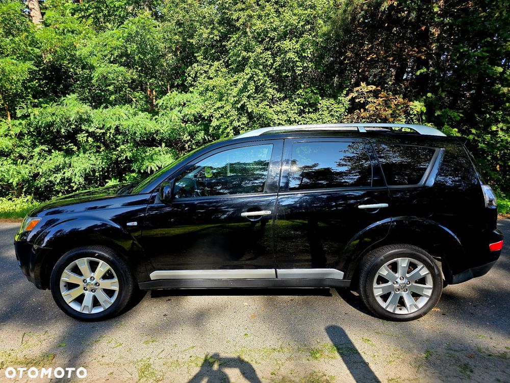 Mitsubishi Outlander 2.4 Invite CVT - 2