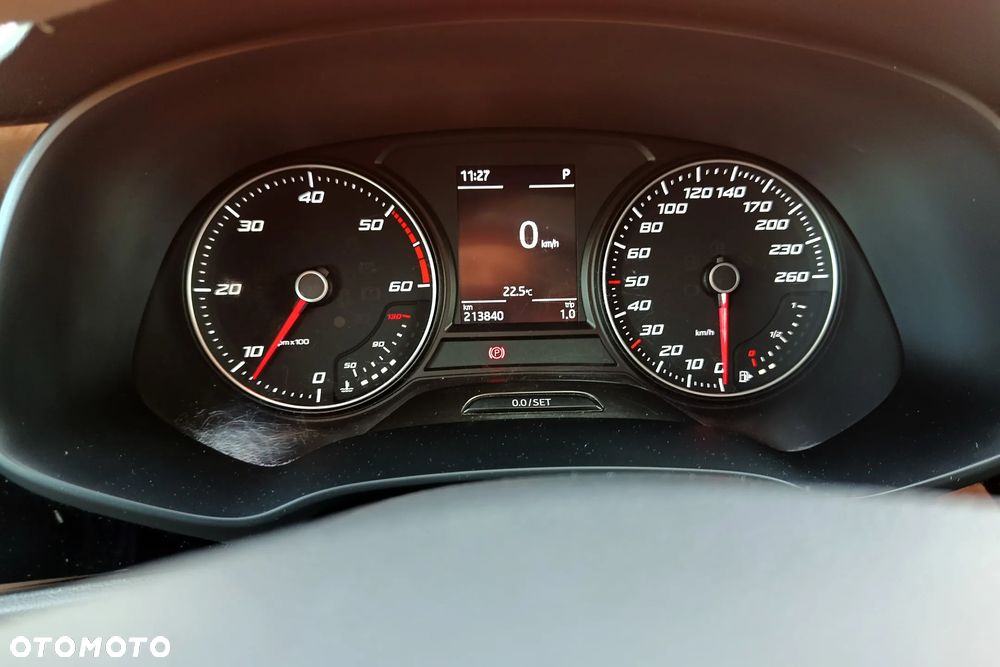Seat Leon 2.0 TDI FR S&S DSG - 24