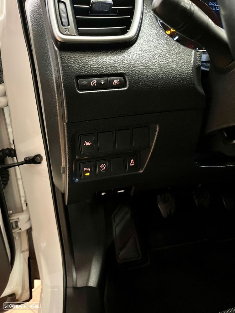 Nissan Qashqai 1.5 dCi N-Connecta Led - 22