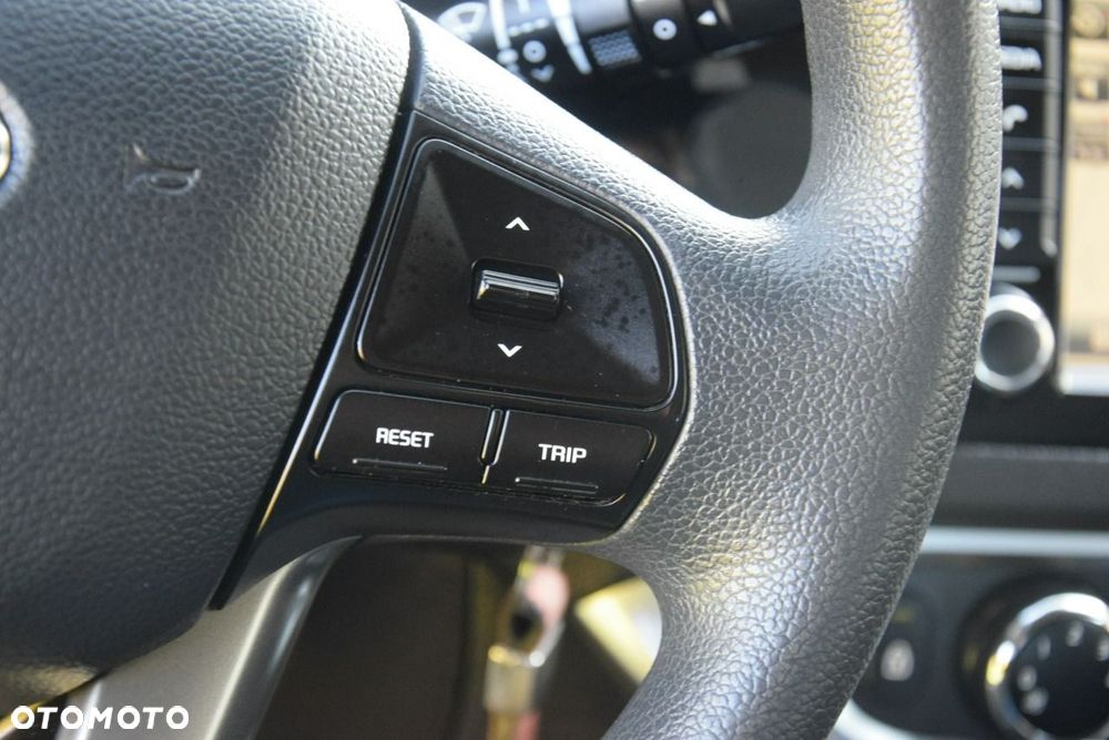 Kia Rio 1.2 Attract - 31
