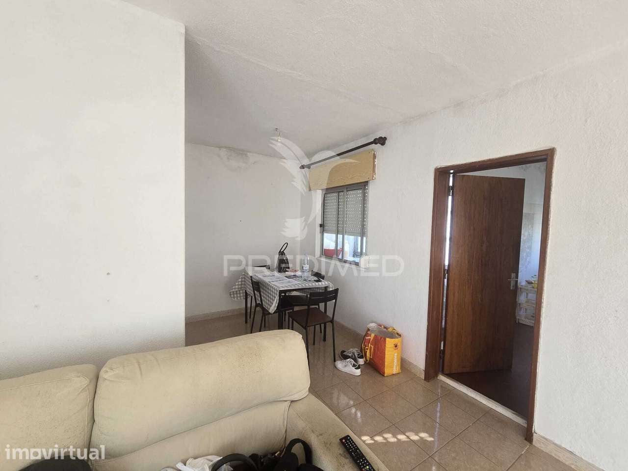 Apartamento T2 para Remodelação Total com Bastante Potencial | Exce... - Grande imagem: 2/24