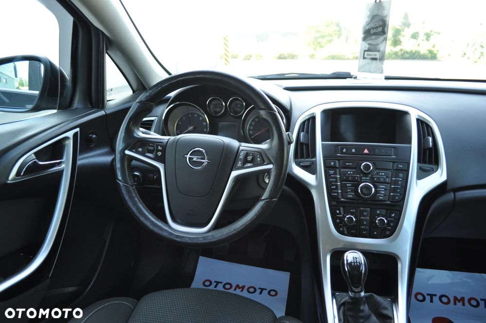 Opel Astra 1.4 Turbo Exklusiv - 19