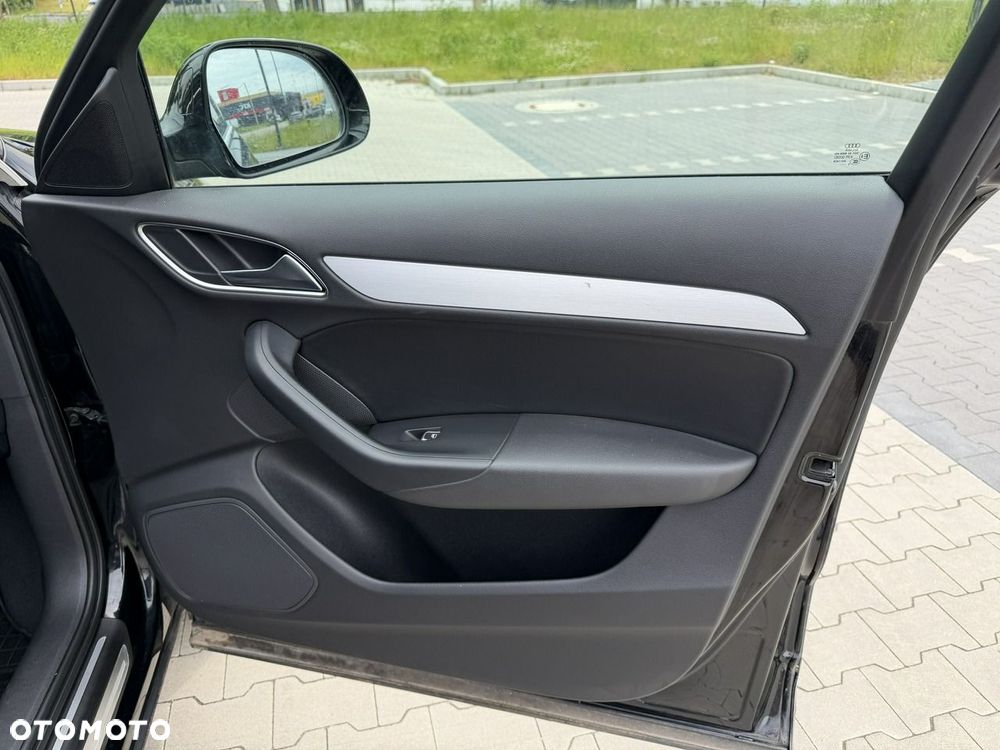 Audi Q3 2.0 TDI Quattro Sport S tronic - 32