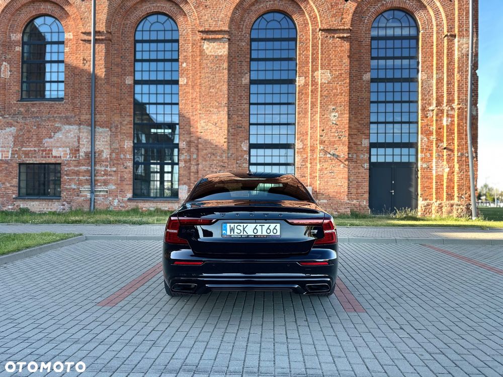 Volvo S60 T8 Recharge AWD Geartronic RDesign - 11
