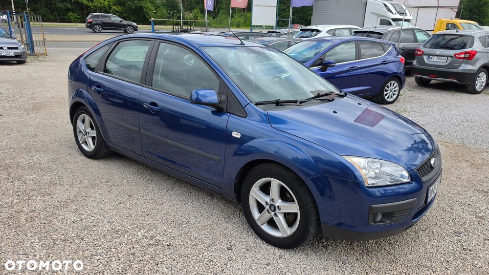 Ford Focus 1.8 FF Ghia - 22