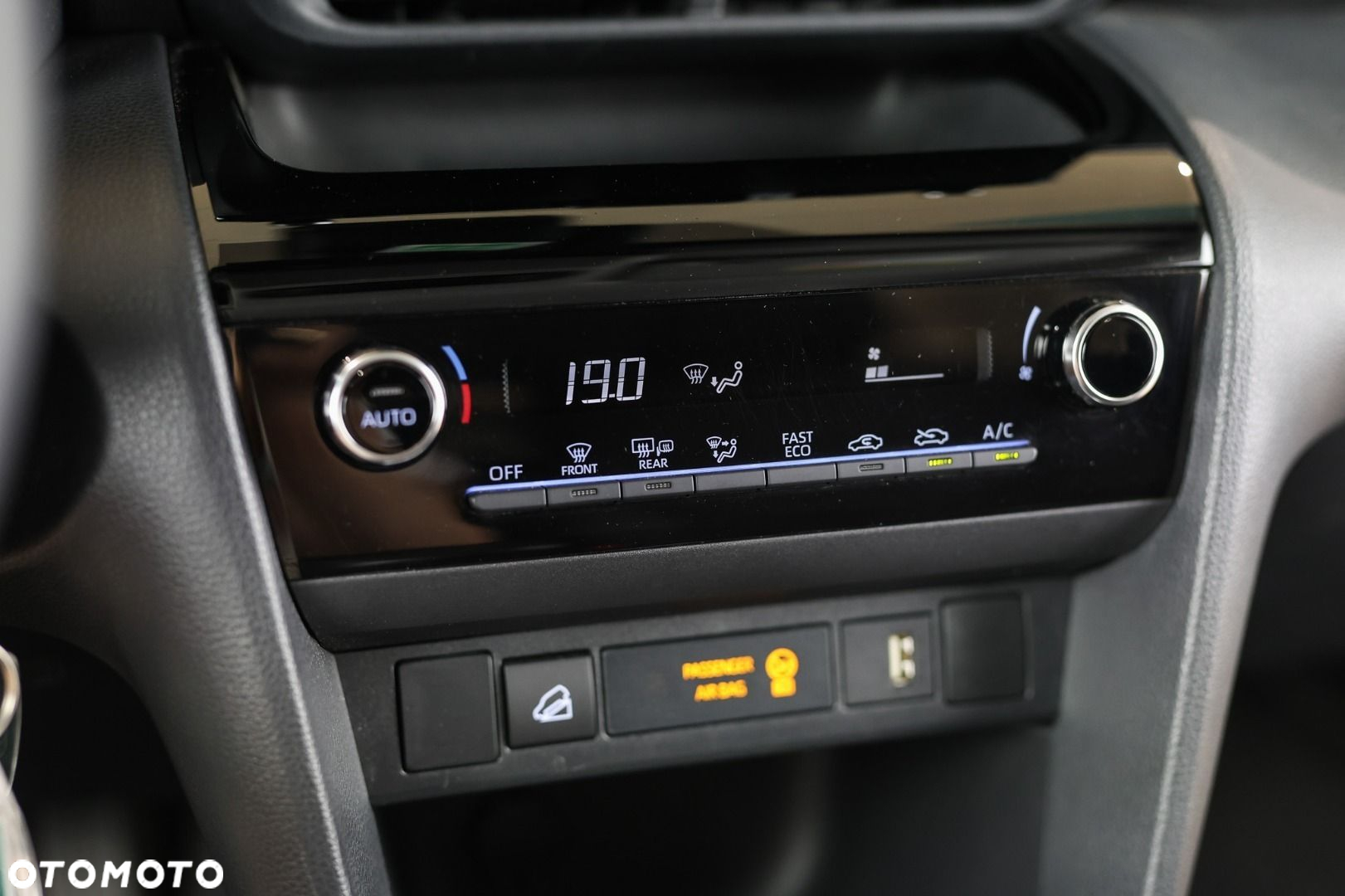 Toyota Yaris Cross - 22