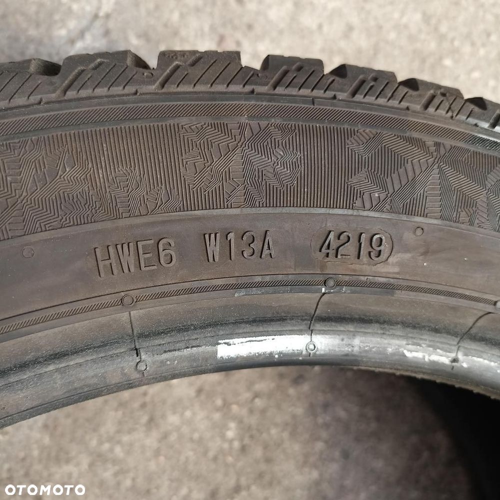 Opona 235/45/19 Semperit Speed-Grip 3 (E6837) - 5