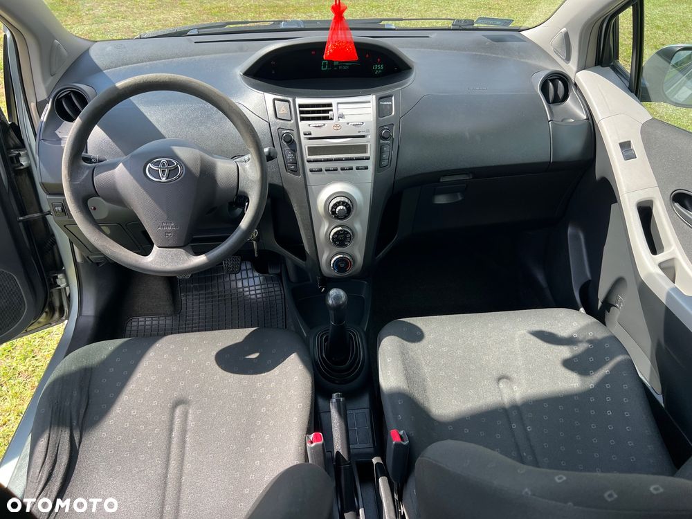 Toyota Yaris 1.0 Terra A/C - 14