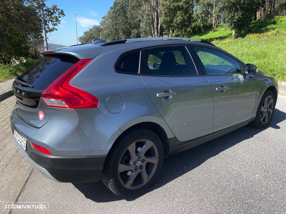 Volvo V40 Cross Country D2 Momentum - 13