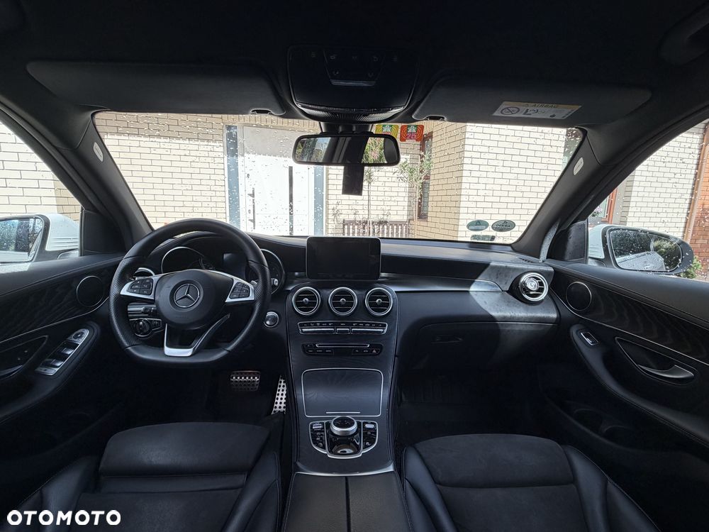 Mercedes-Benz GLC - 9