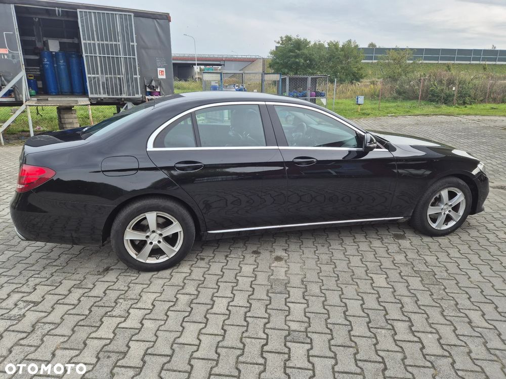 Mercedes-Benz Klasa E 200 d 9G-TRONIC - 5