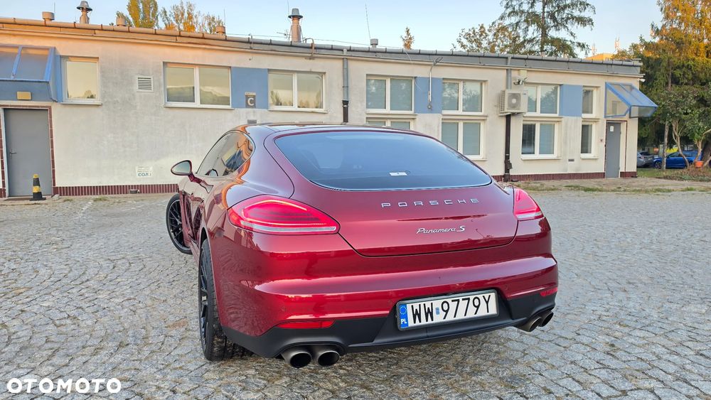 Porsche Panamera - 3
