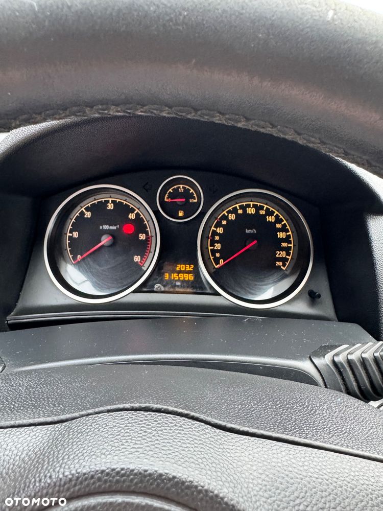 Opel Astra 1.9 CDTI Enjoy - 18