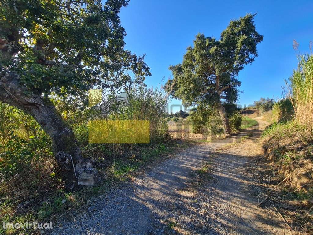 Terreno Rústico com 800m2 na Vila Franca do Rosario, Mafra - Grande imagem: 2/15