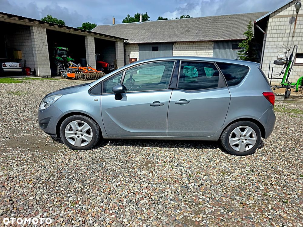 Opel Meriva - 13