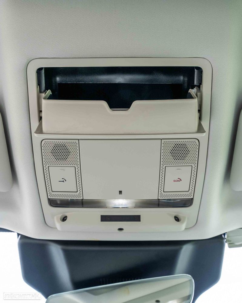 Jaguar I-Pace EV400 AWD R-DYNAMIC HSE - 38