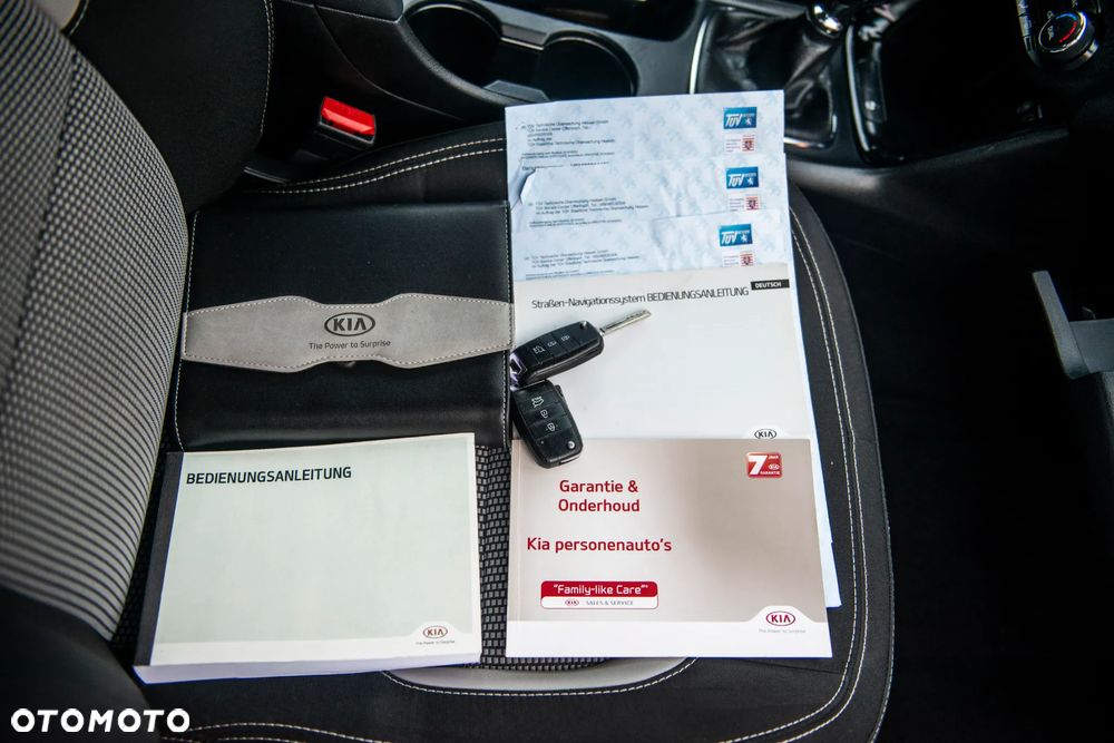 Kia Ceed 1.6 GDI Vision - 38