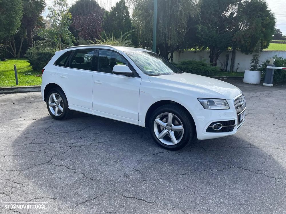 Audi Q5 2.0 TDi quattro S-line S-tronic - 2