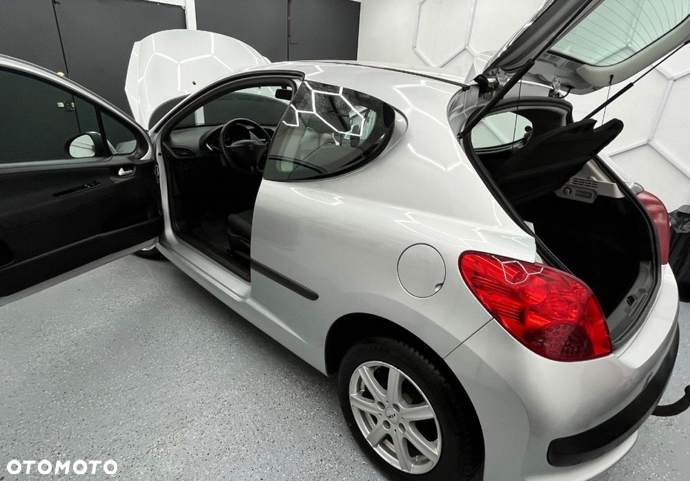 Peugeot 207 - 29
