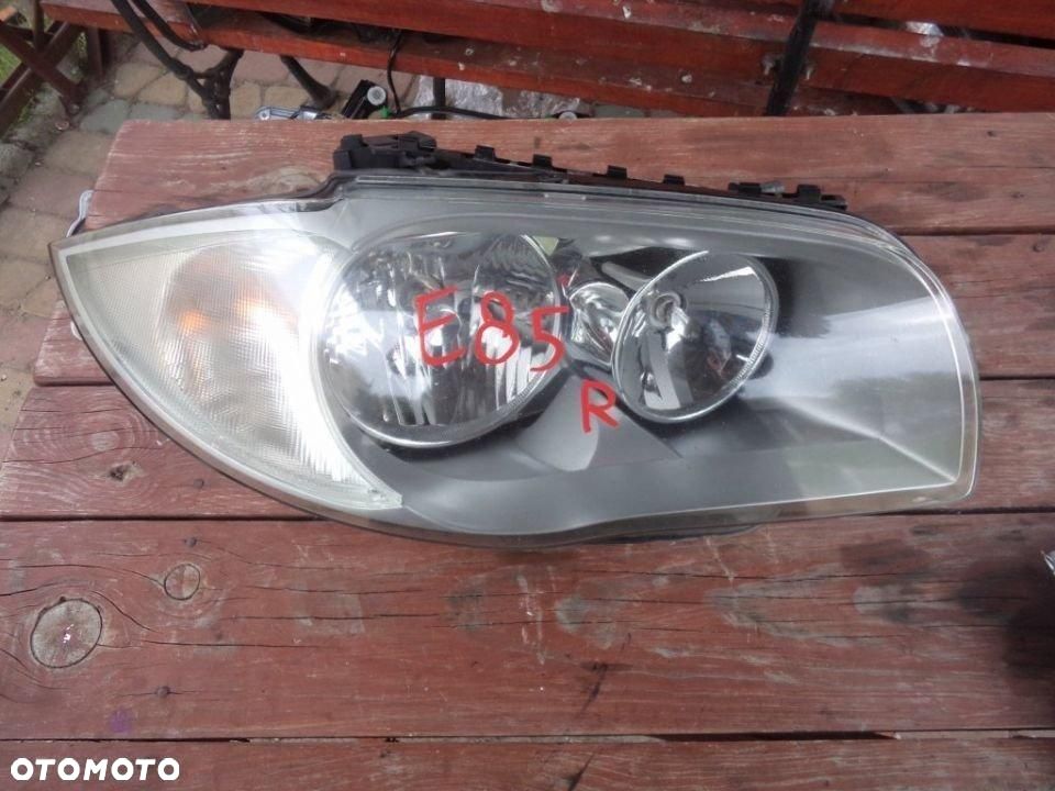 lampa prawa BMW 1 E81 E82 E87 lift valeo europa - 1