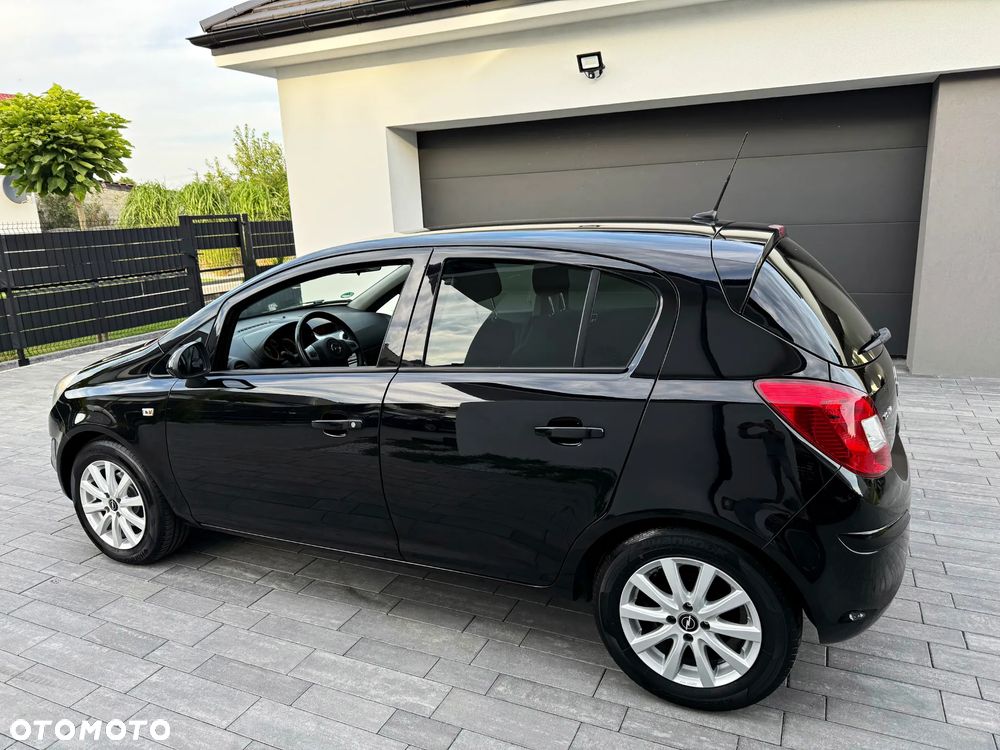 Opel Corsa 1.4 16V 150 Jahre - 30