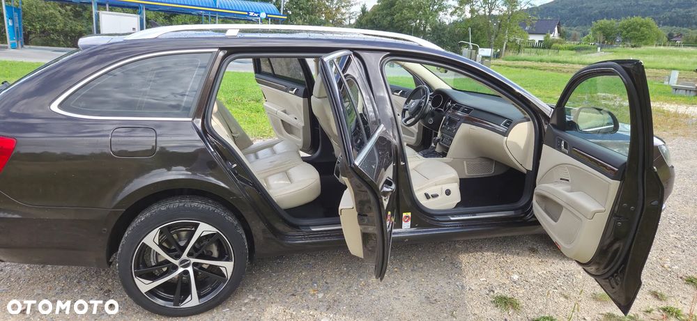 Skoda Superb 2.0 TDI 4x4 Elegance Outdoor DSG - 14