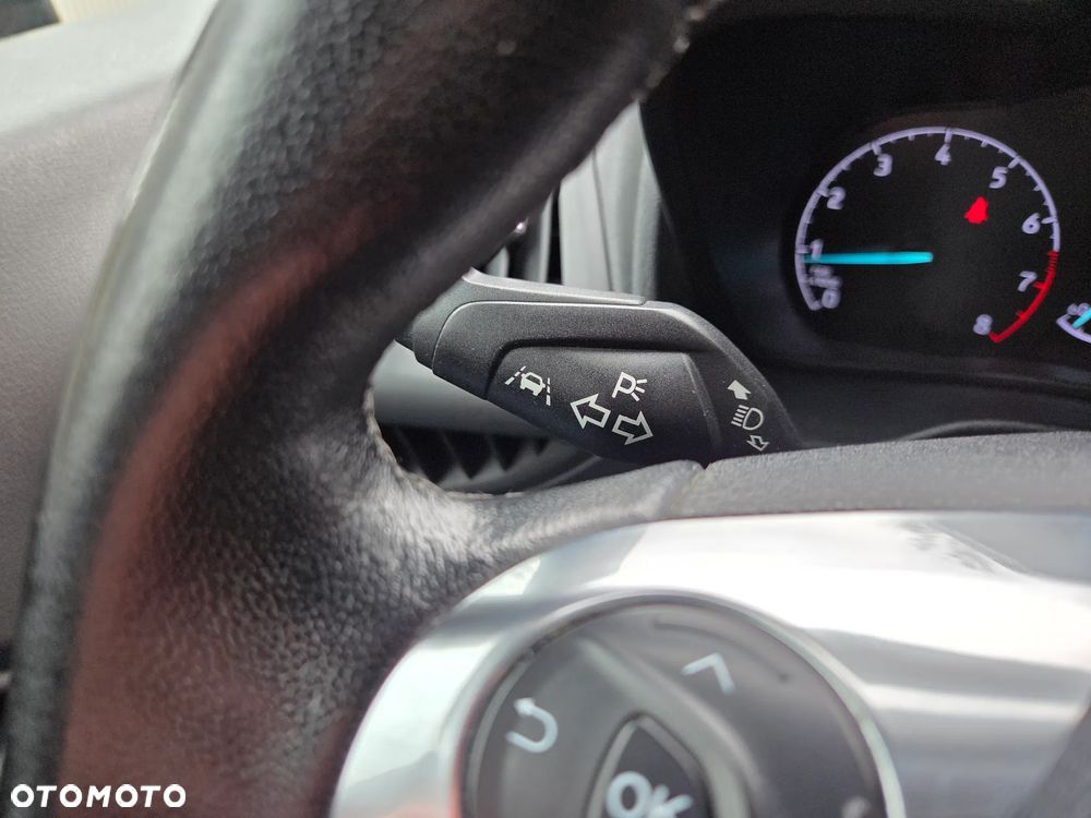 Ford Tourneo Connect 1.0 EcoBoost Start-Stop Titanium - 19