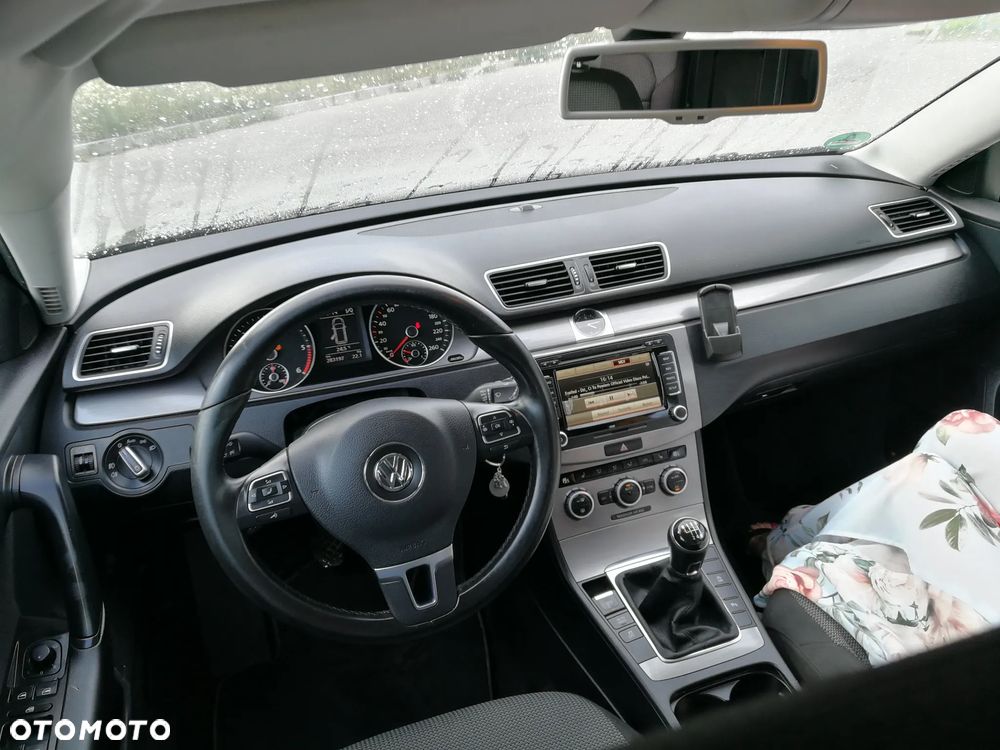 Volkswagen Passat 2.0 TDI BlueMotion Technology Highline - 6