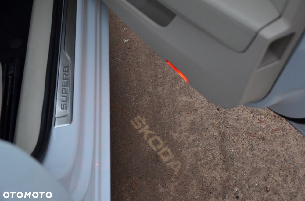 Skoda Superb 1.4 TSI Plug-In Hybrid L&K DSG - 15