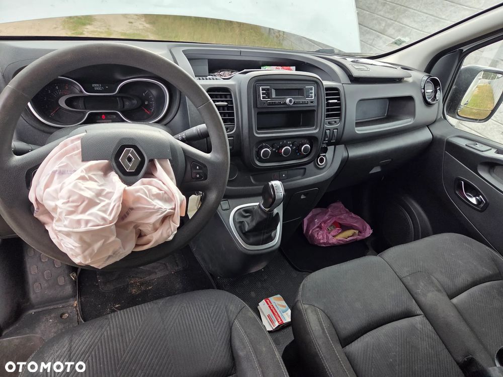 Renault Trafic - 8