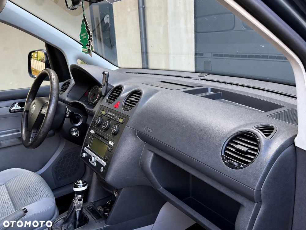 Volkswagen Caddy - 16