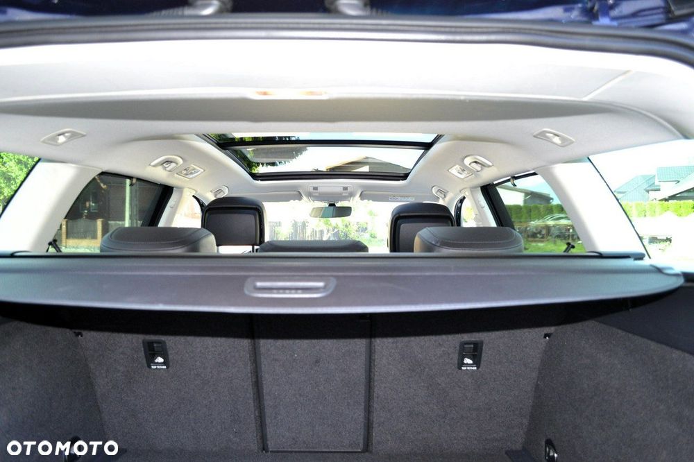 Volkswagen Passat - 18