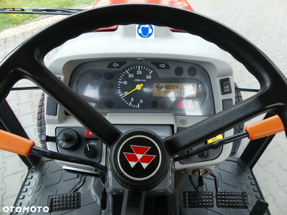 Massey Ferguson 1540* 40KM*4X4* TYLKO 1949MTG - 8