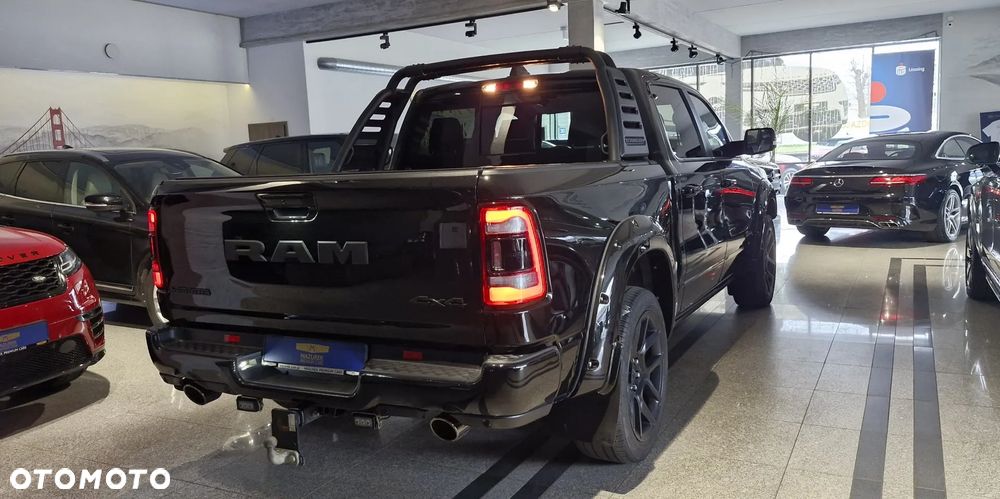 RAM 1500 Crew Cab Laramie - 10