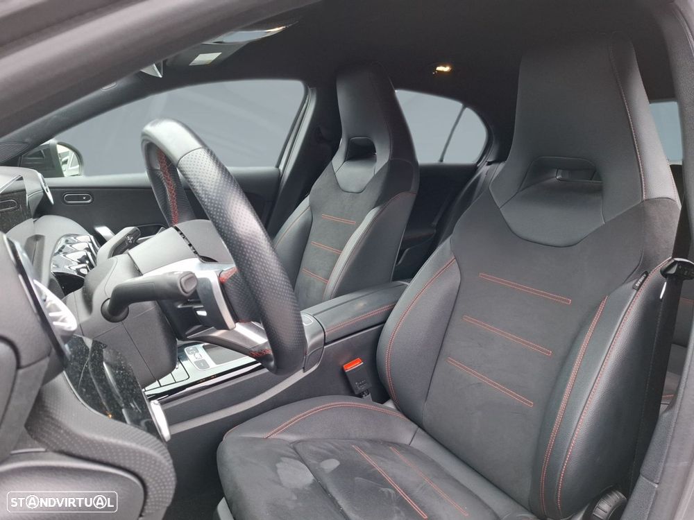 Mercedes-Benz A 250 e - 11